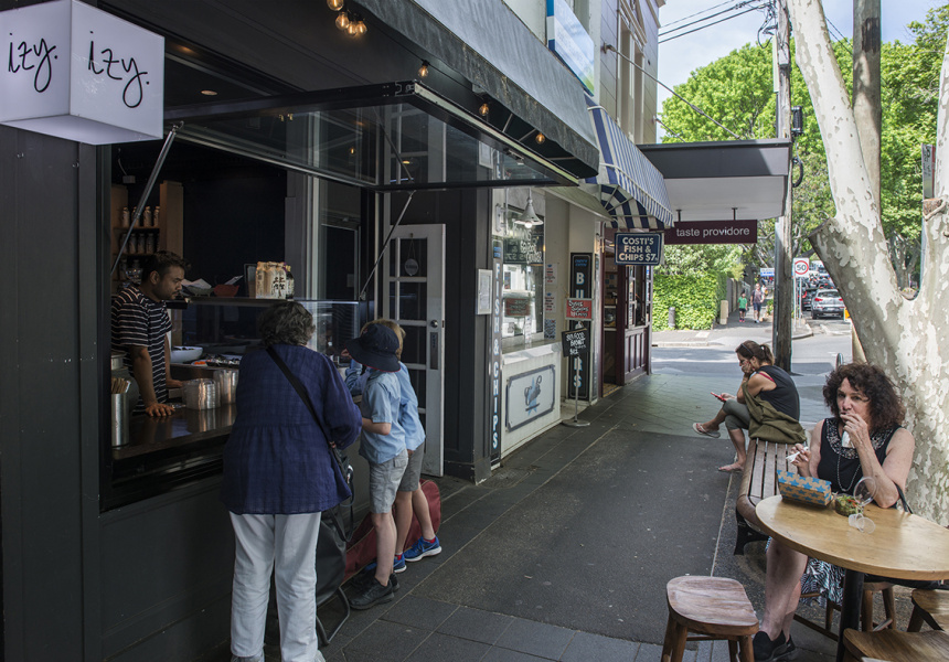 Pass Through a Poke Bar to Find the Hidden, Moody Izy Izakaya