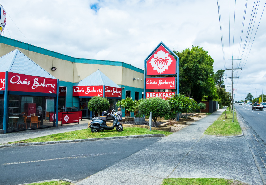 Oasis Bakery Gets a New Dessert Bar