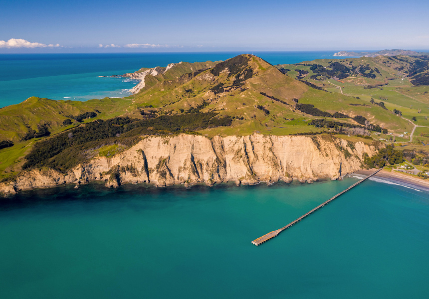 from-gisborne-to-te-kaha-a-guide-to-road-tripping-along-new-zealand-s