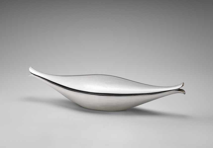 GEORG JENSEN SØLVSMEDIE, Copenhagen (manufacturer)
Danish est. 1904
Henning KOPPEL (designer)
Danish 1918–1981
Fish dish 1956 (designed), c.1980 (manufactured)
silver
14.2 x 71.2 x 19.2 cm 
National Gallery of Victoria. Melbourne
Purchased with the assistance of Georg Jensen Silversmiths Ltd to mark the centenary of Georges Australia Ltd, 1980
