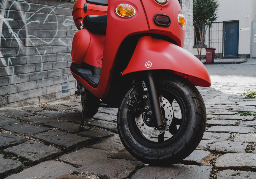 A ZeroEmission Electric Scooter to Zip Around the City On