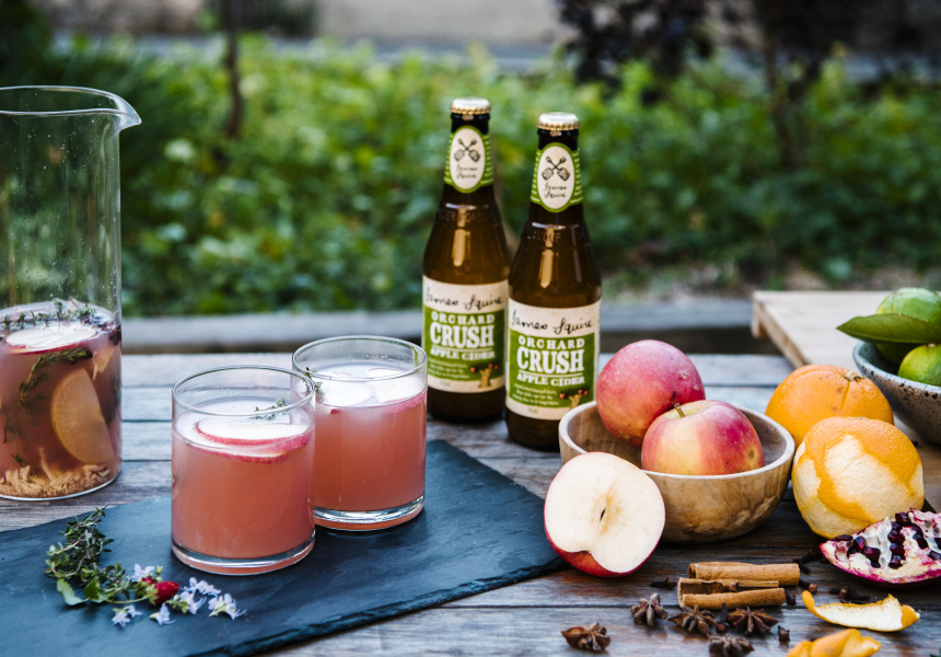 Recipe Mulled Cider With Pomegranate and Thyme
