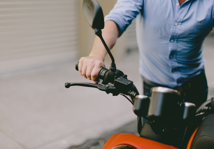 A ZeroEmission Electric Scooter to Zip Around the City On
