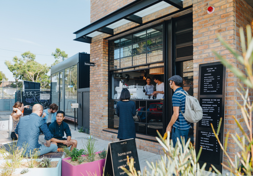 A Dedicated Porridge, Bagel and Coffee Bar Opens in Brunswick