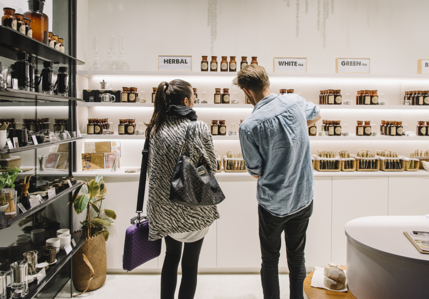 T Totaler Opens in The Galeries