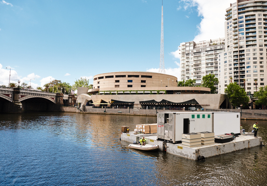 Melbourne’s Floating PopUp Bar is Back