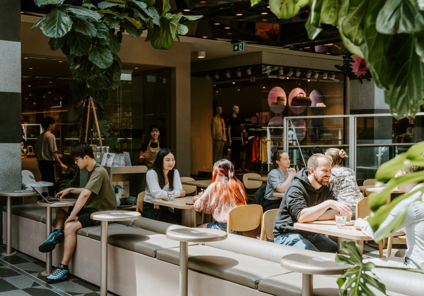 First Look: Find Japanese Curry and a Strawberry Shortcake with a “Cloud-Like” Cream at Melbourne Central’s Miyama