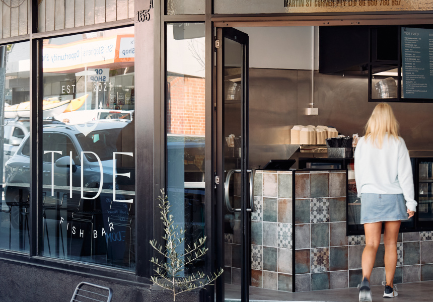 Hi, Tide: A Fancy Bayside Fish’n’Chipper Where Sandy Feet Are Welcome