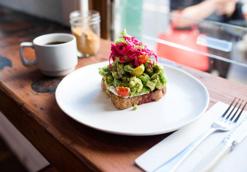 Melbourne Cafes are Discounting Smashed Avo So You Can Buy a House