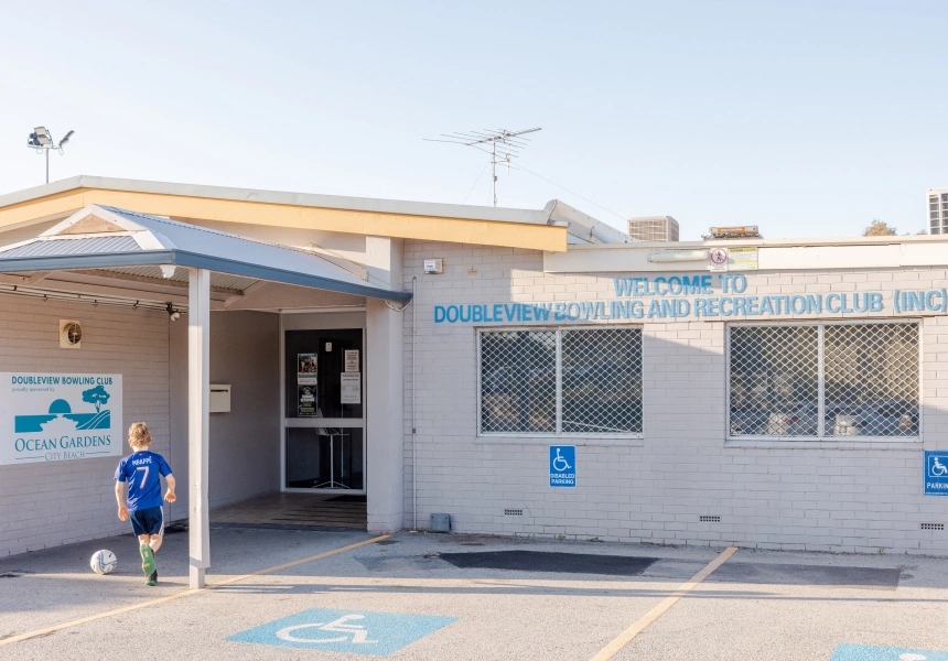 There’s a Rockpool Alum in the Kitchen at the Doubleview Bowls Club (Yes, Really)