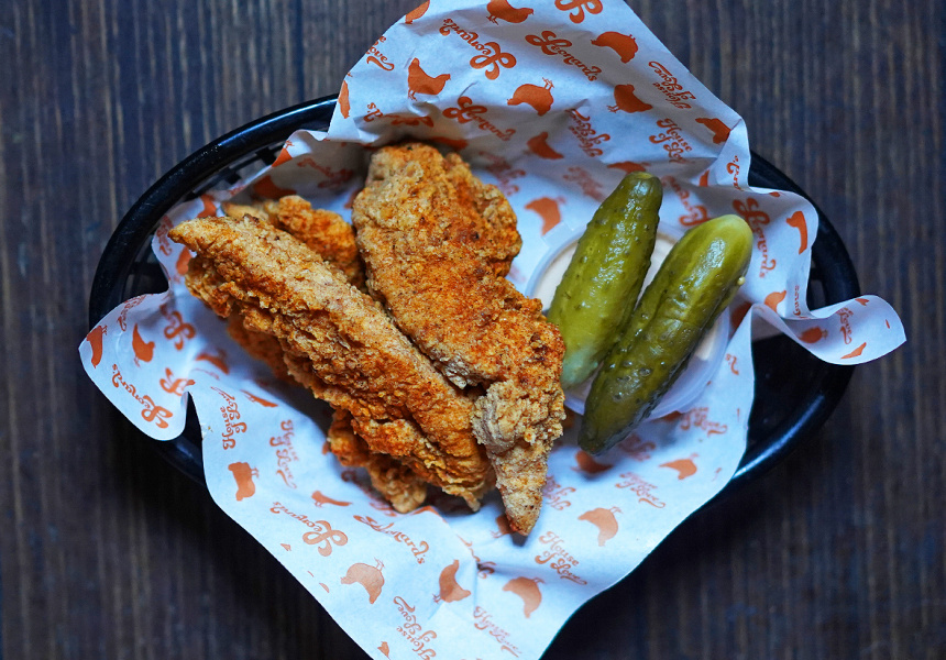 Leonard’s House of Love Now Delivers Old-School Burgs, DIY Spritzes and Vacuum-Sealed Picklebacks