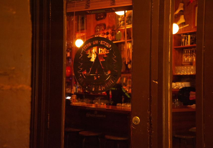 Now Open: The Wood Samaritan Is Brunswick’s Cosy New North American Log Cabin Bar