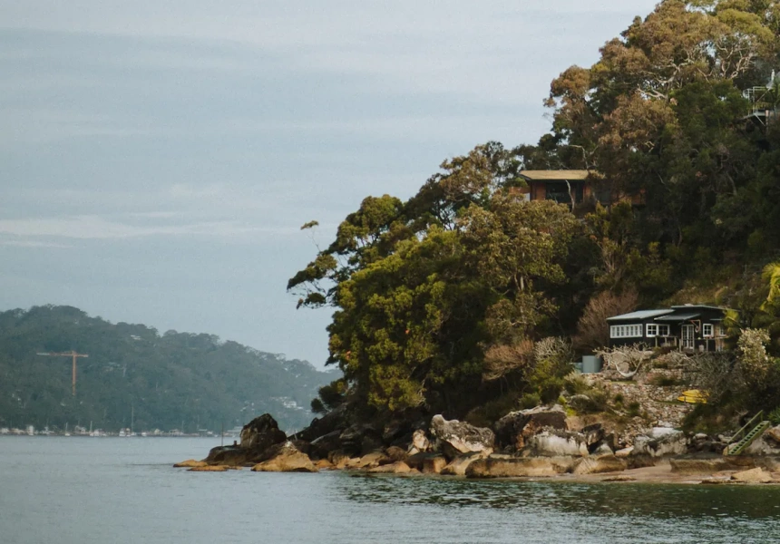 The Little Black Shack, Great Mackerel Beach
