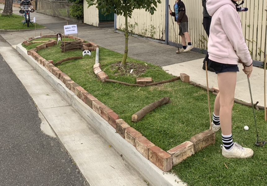 The Boredom Files: Creative Parents Host 20-Hole Minigolf Tournament on Their Suburbs’ Nature Strips