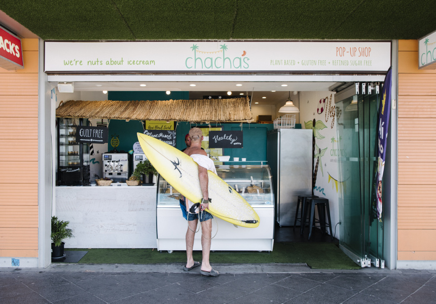 A Beachside Vegan Pop-Up Serving Nut-Based Ice-Cream