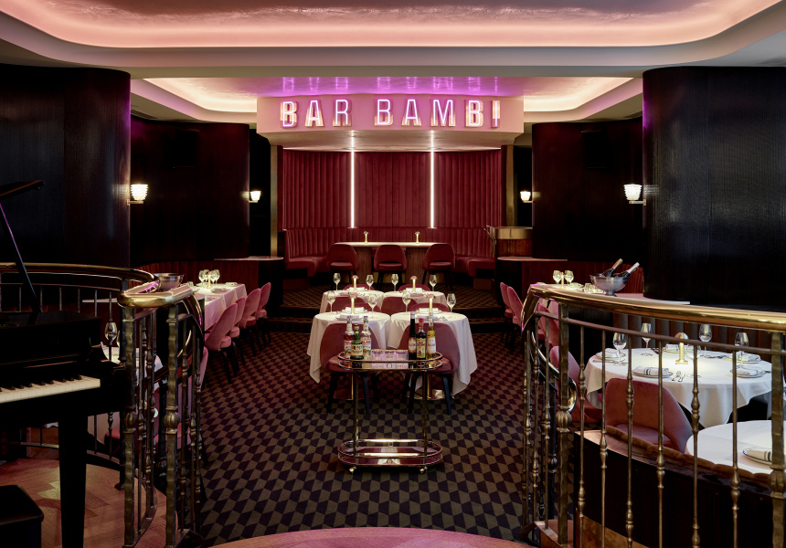 Il Glamorous Bar Bambi porta Carbonara Gaffles e la Fontana Negroni nell’originale Cherry Bar