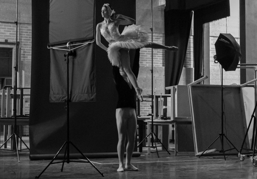 The United Ukrainian Ballets Swan Lake At Festival Theatre 