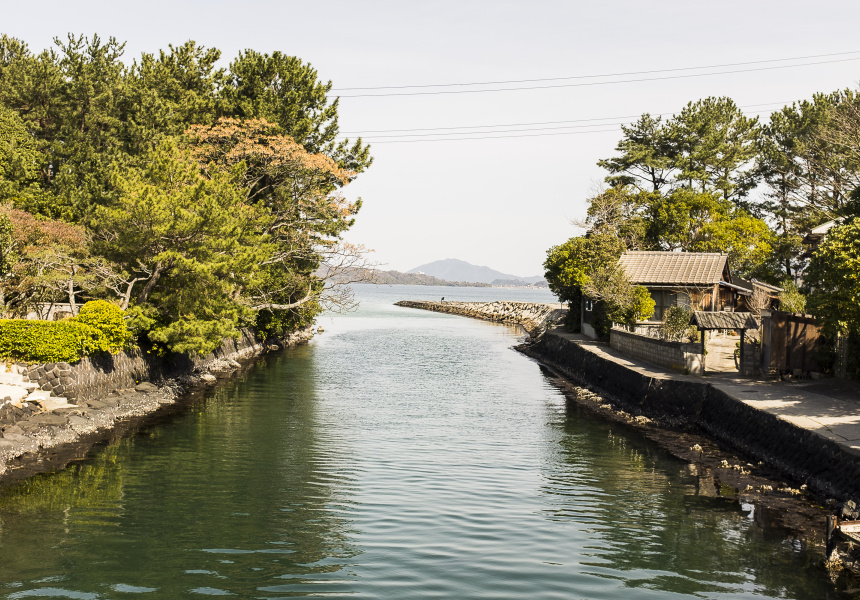 Cycling Through The Historic Japanese Town Of Hagi