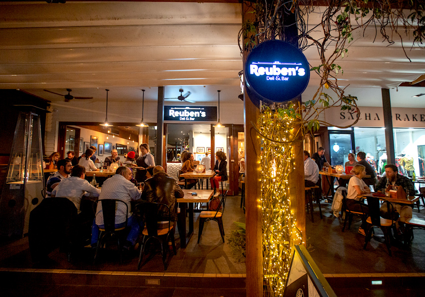 Reuben’s Deli and Bar Opens In Paddington