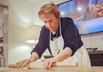 There’s an 84-Year-Old Nonna Live-Streaming Pasta-Making Classes From Italy