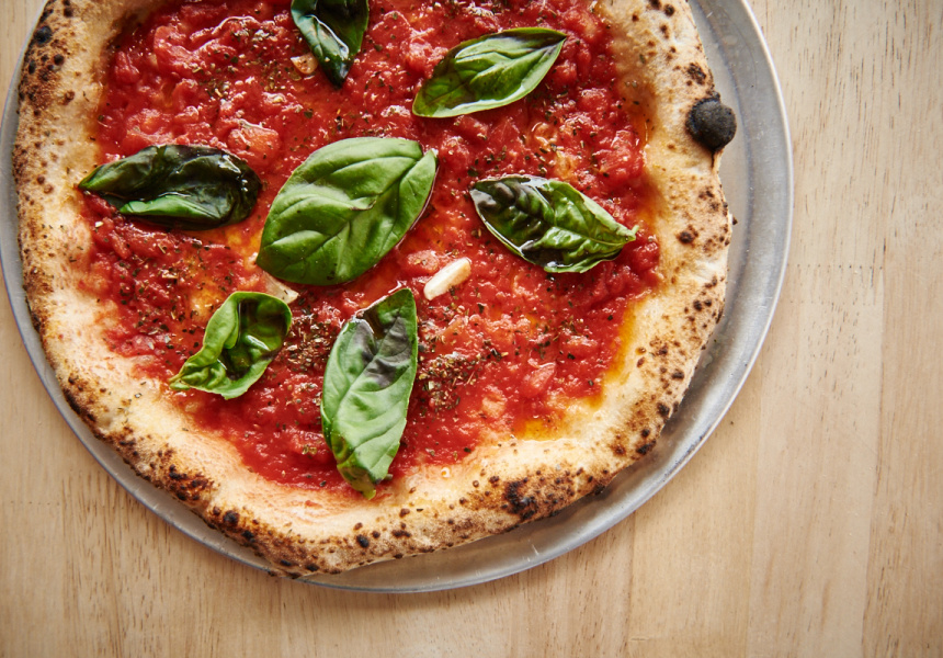 пицца с рыбой. италиан пицца пехотинцев. пицца на сулимова екатеринбург. италиан пицца пехотинцев. молино пицца в мечте.