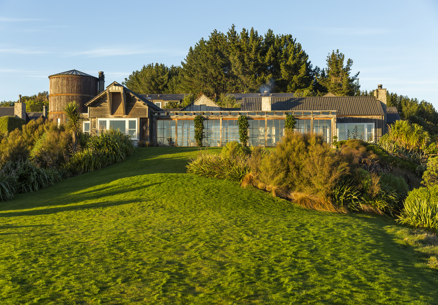 Help Care For Some of New Zealand’s Rarest Native Wildlife at This Luxurious Hawke’s Bay Lodge