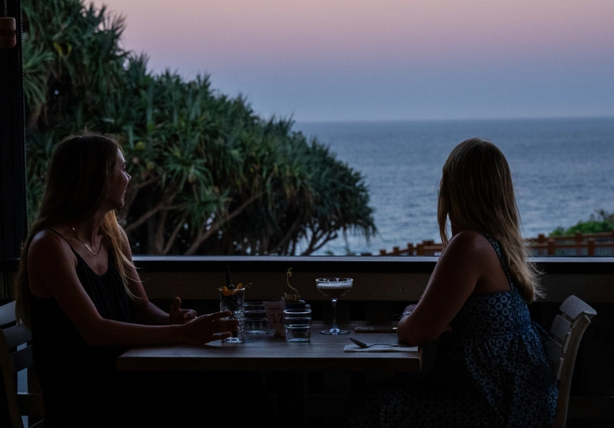 Stradbroke Island’s Six Beaches Fish Grill & Bar Is Giving “Holiday”