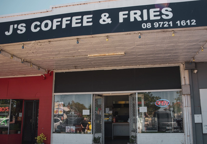 J’s Coffee and Fries, a Regional Fish’n’Chipper That’s Worth a Detour