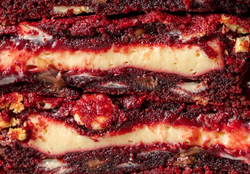 Messina Red-Velvet Cookie Pies