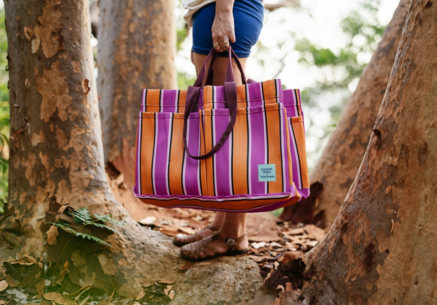 iconic beach bag