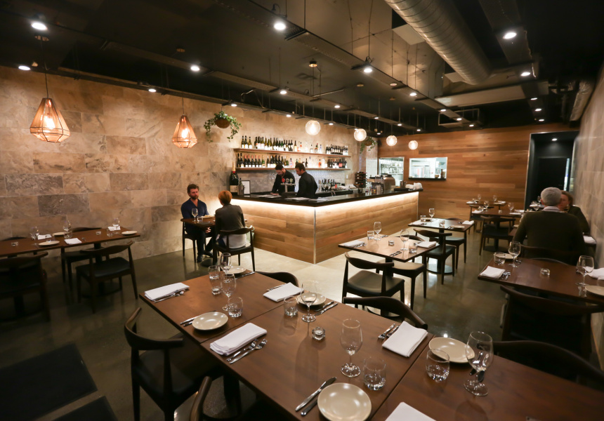 Hummingbird Bar & Restaurant Opens in Rosalie