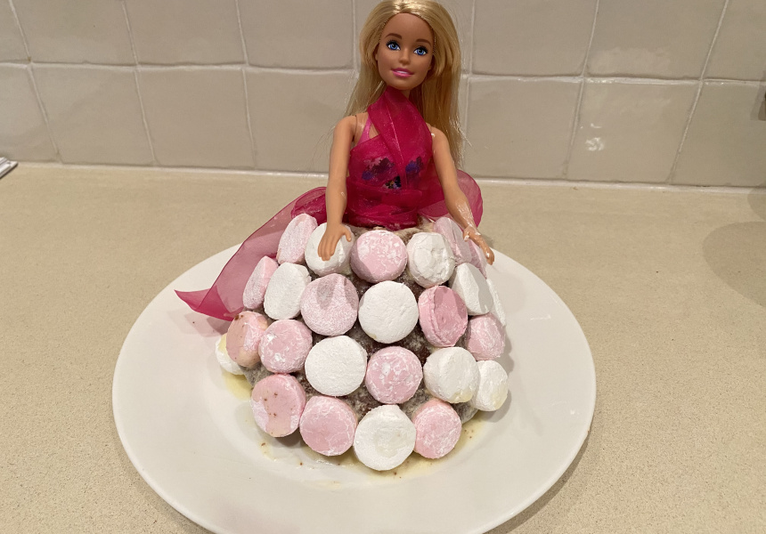 I Made The Australian Women's Weekly Birthday Cake Book Jelly Pool