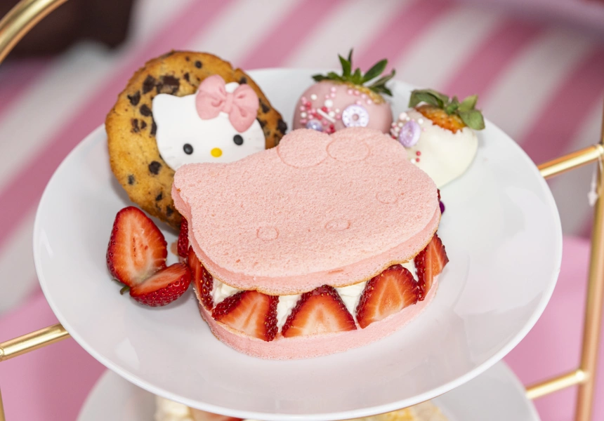 Am I Wrong For Loving Melbourne’s New Pop-Up Hello Kitty Cafe?