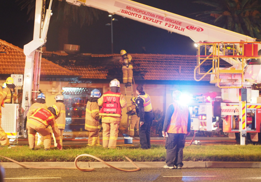 St Kilda's Donovans, Neighbour to Stokehouse, Battles Fire