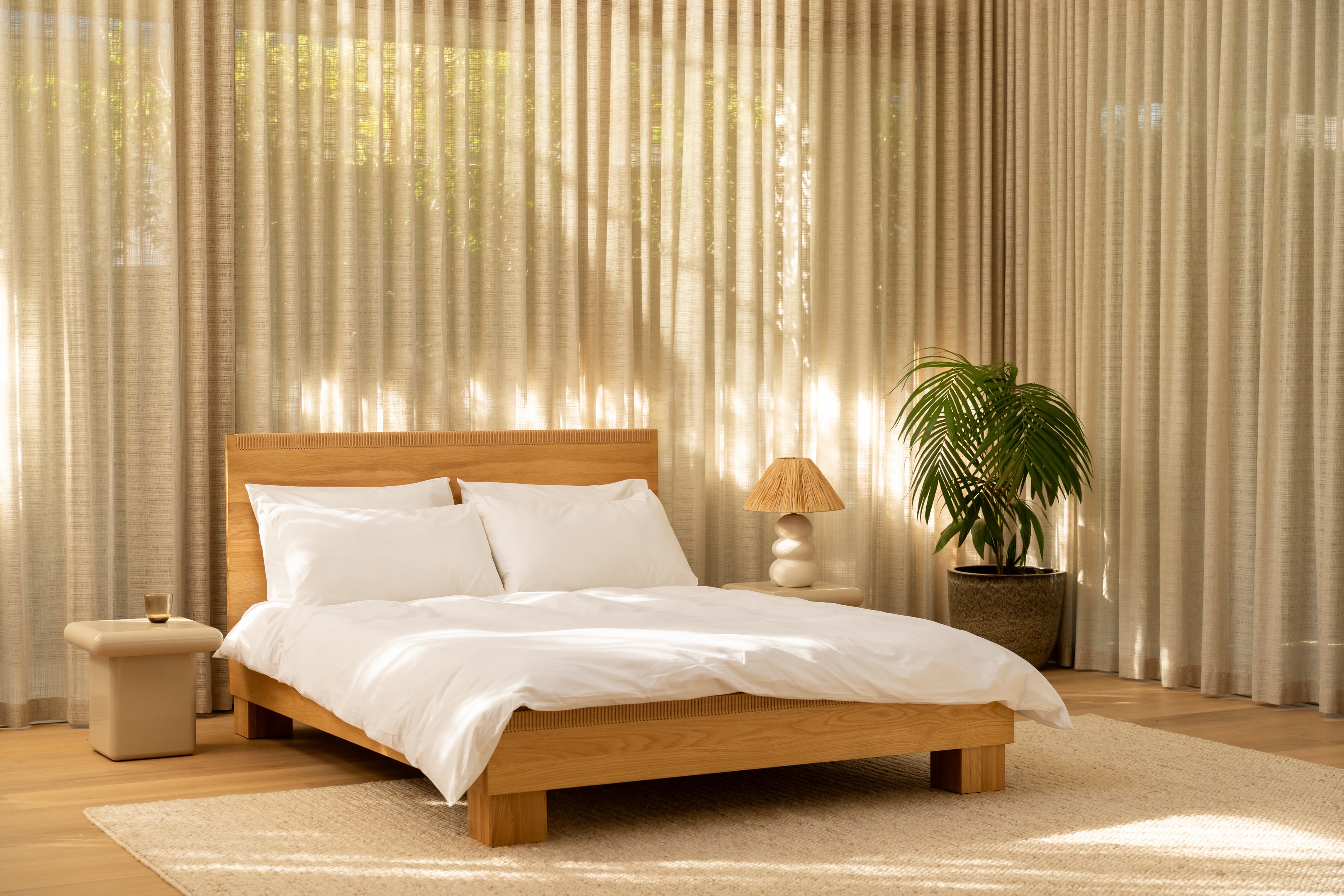 Weave bed base in oak