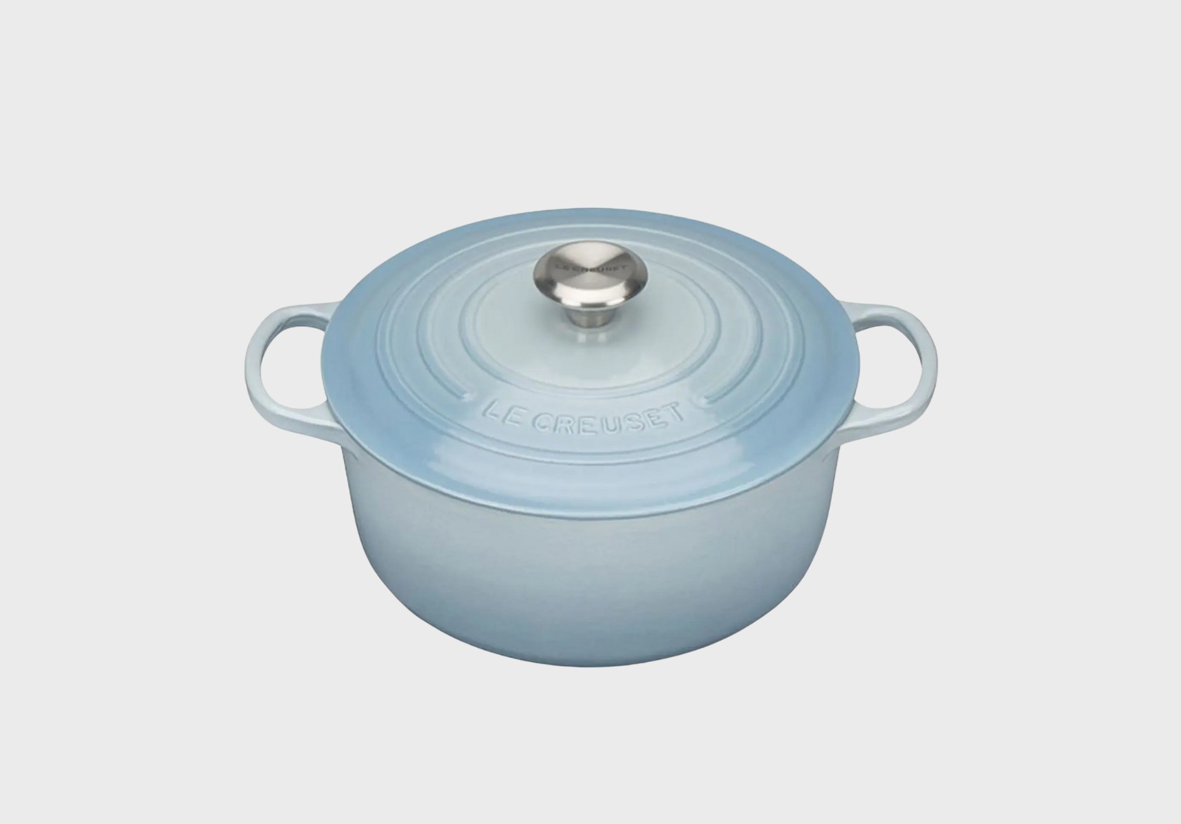 Le Creuset Signature cast iron pot
