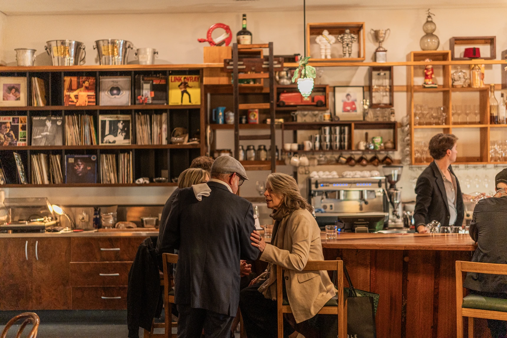 Primeiro Olhar: O Novo Geralds Bar Mantém Sua Alma Intacta e Promete Surpreender!