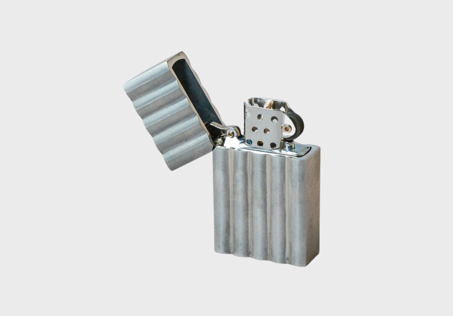 Tsubota Pearl aluminium wave lighter