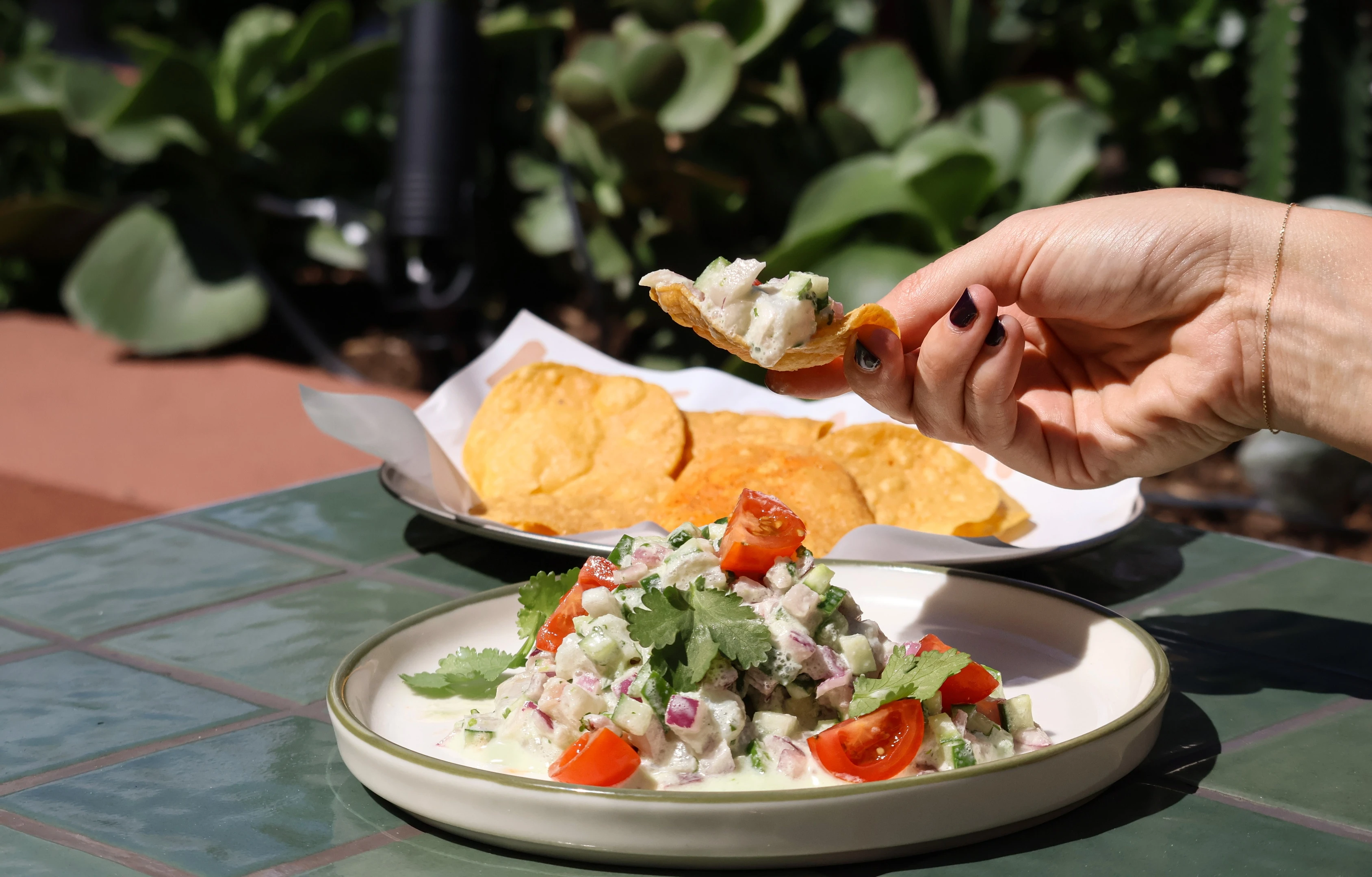 Waterside Margaritas and Sinaloa-Style Prawn Tacos Are Waiting Just 20 Minutes From the CBD