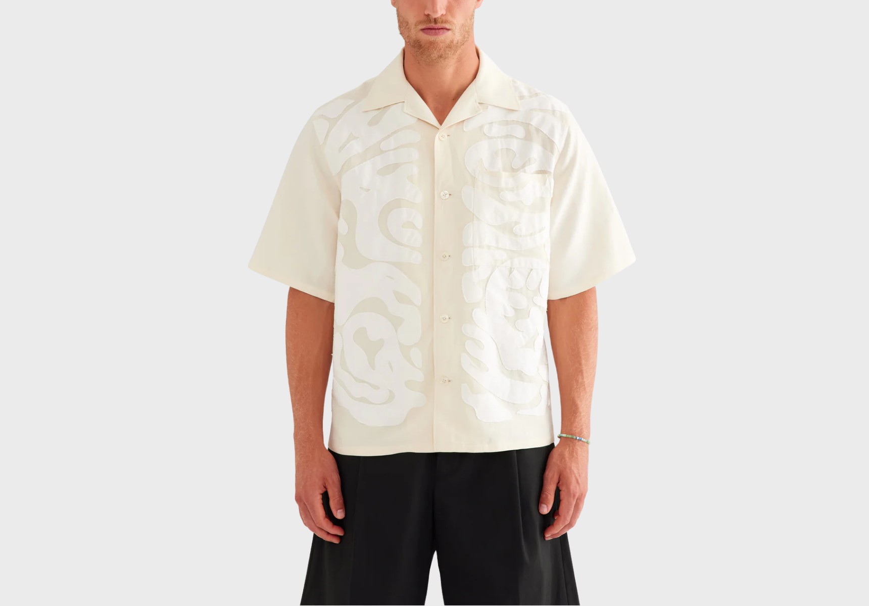 Venroy oversized applique short sleeve shirt