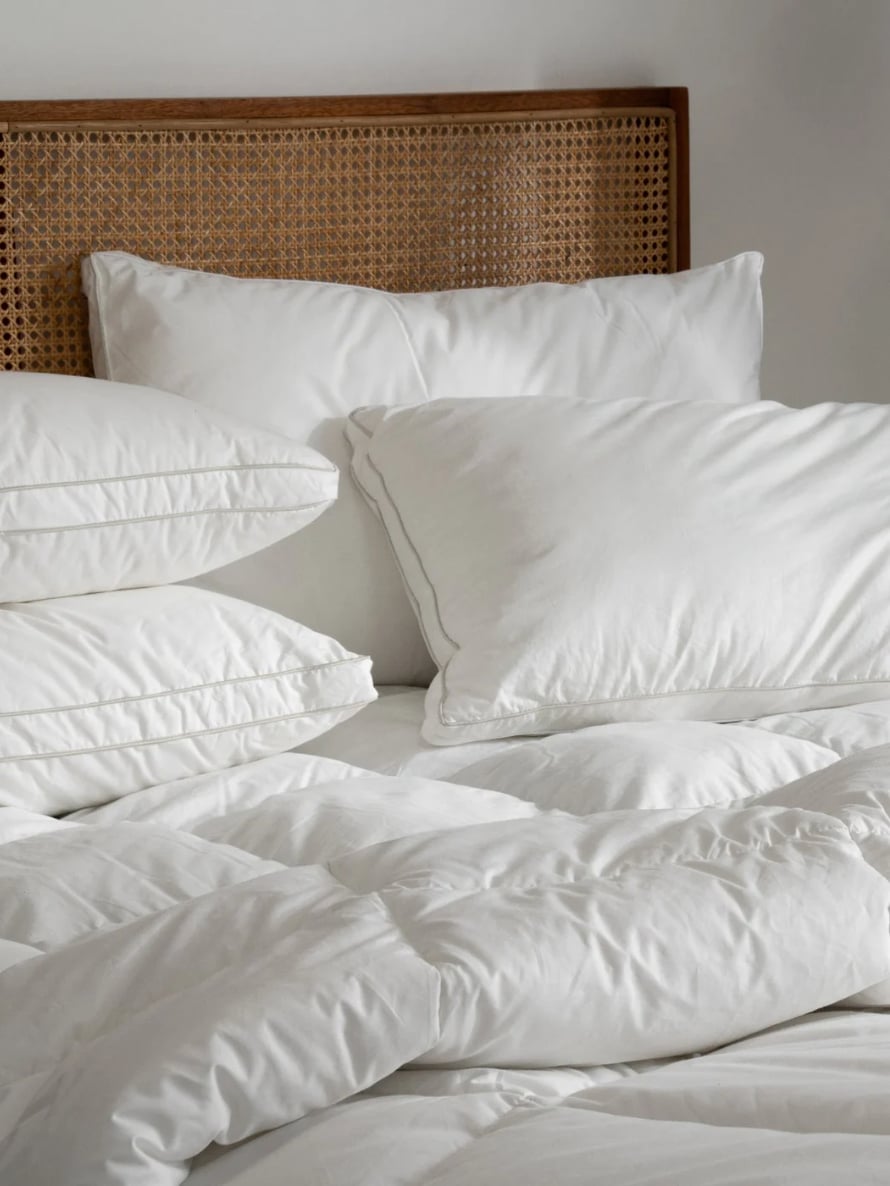 I Love Linen Hotel Cloud Collection Luxury 5 Star Hotel pillows set