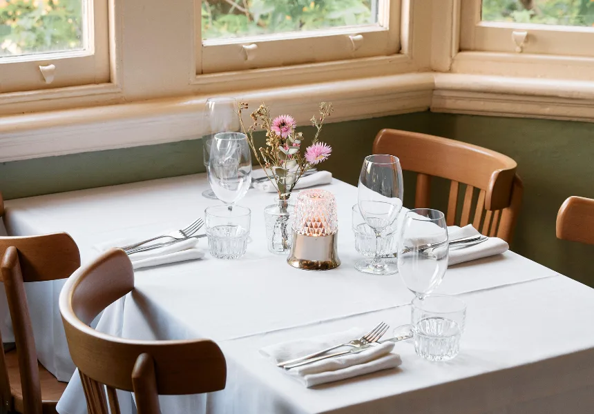 Fitzroy Dining Room Opens Above a Beloved Woolloomooloo Pub | Broadsheet