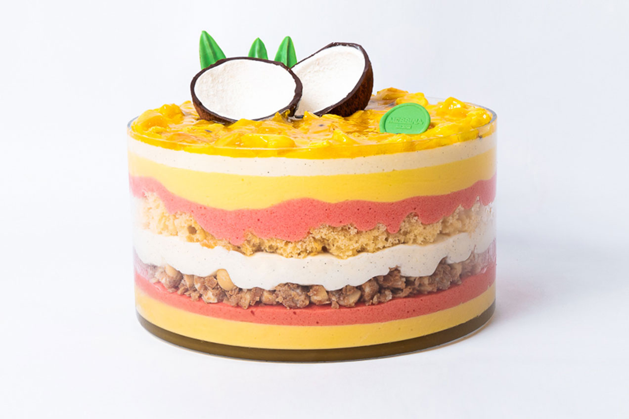 Messina S Colossal Christmas Gelato Trifle Is Back And This Year It S Going Tropical