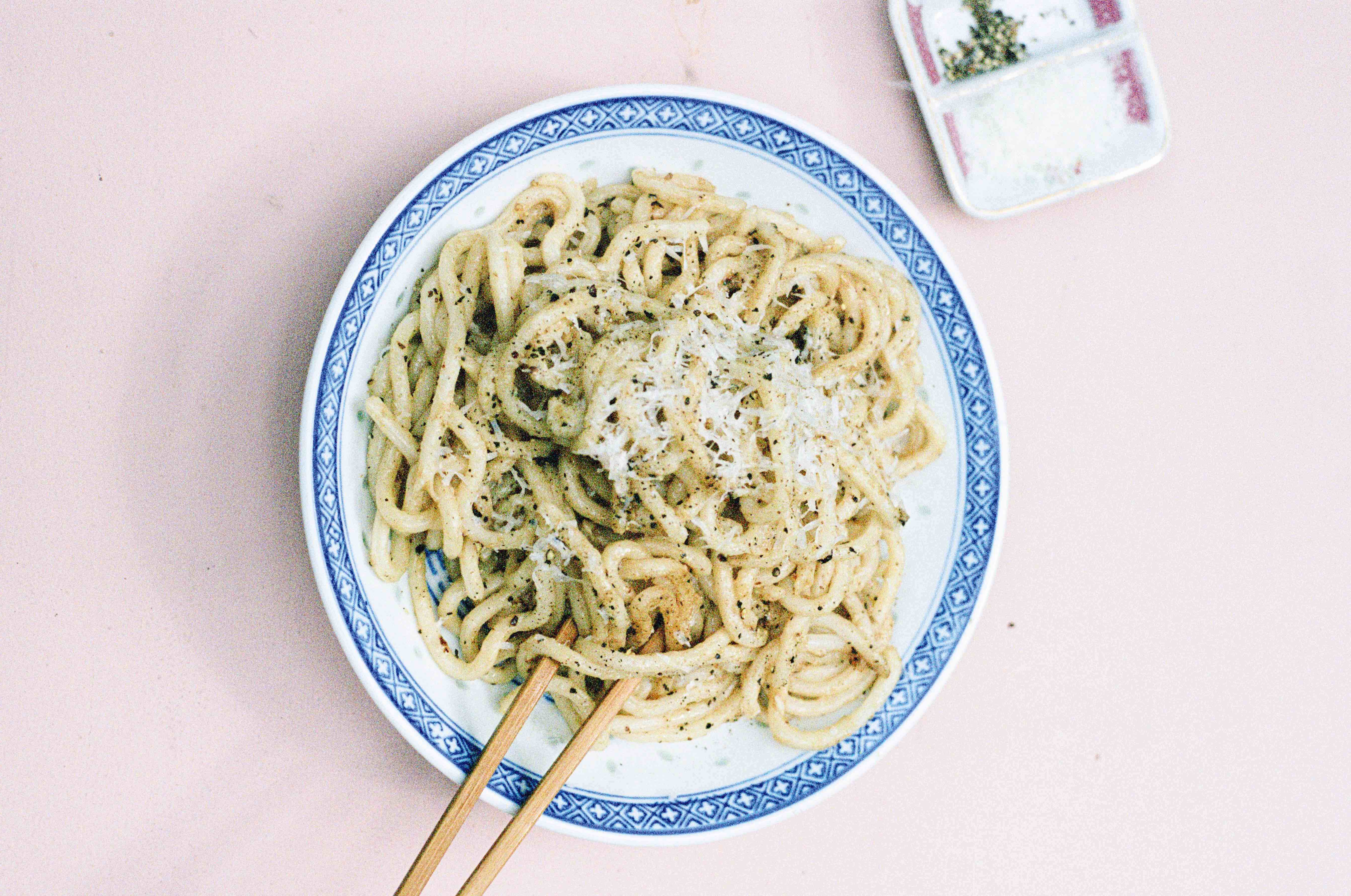Recipe Hetty McKinnon's Creamy Cacio e Pepe Udon Noodles