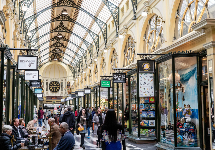 Victoria Lifts Vaccine Mandate for Most NonEssential Retail