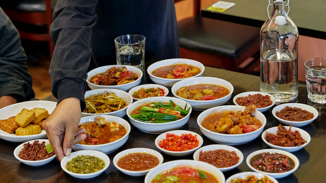 Photo: Waroeng SS / Casey Horsfield