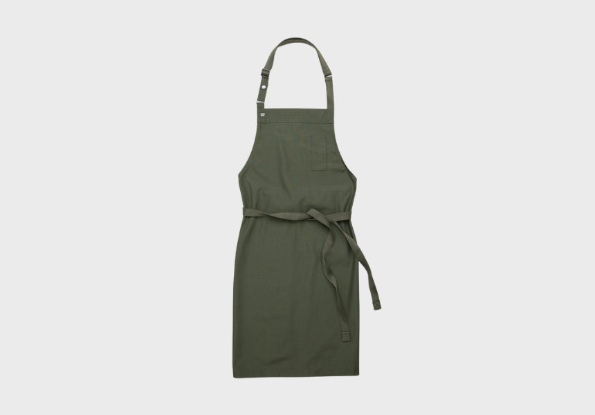 Cargo Crew Banjo chef apron