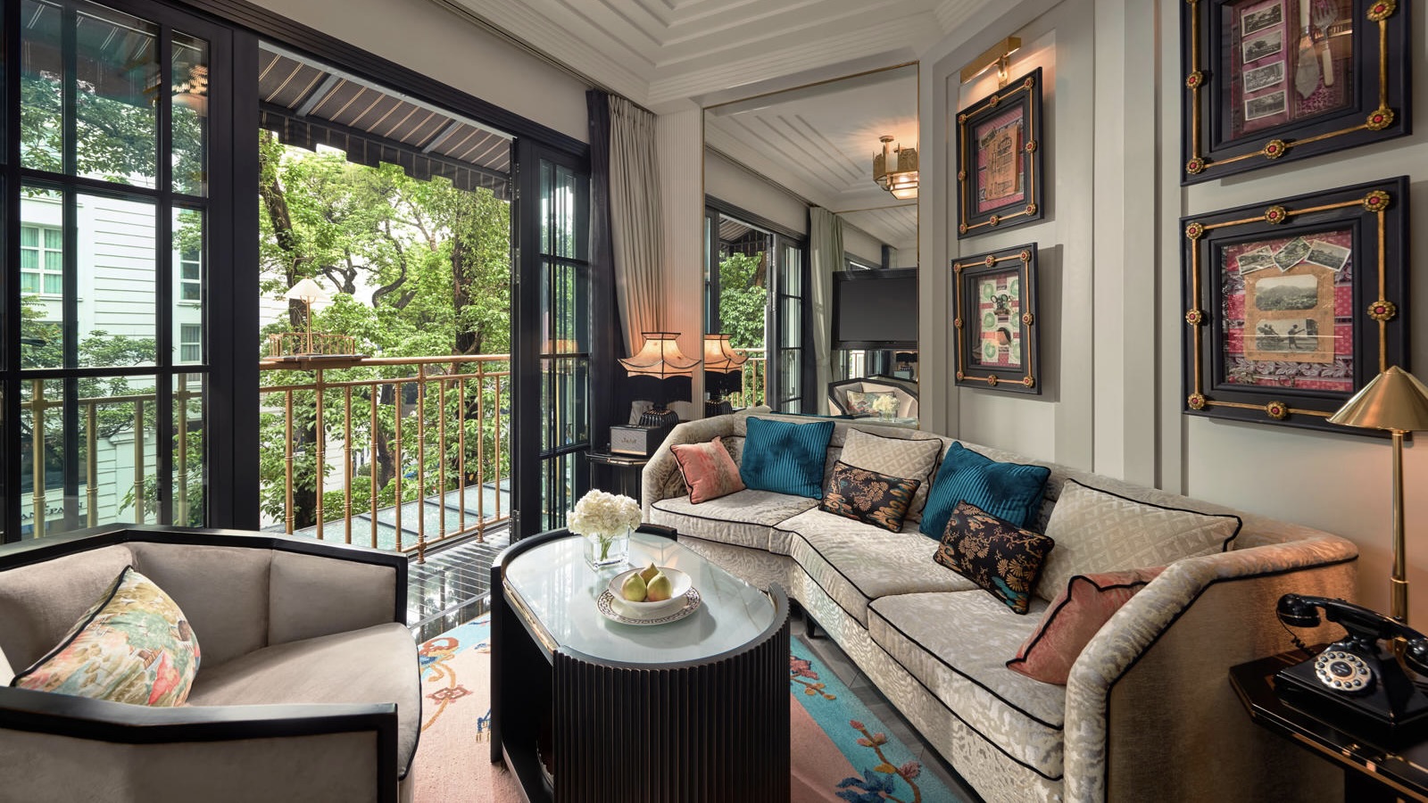 One of the signature Capella Suites, with custom Bill Bensley furniture