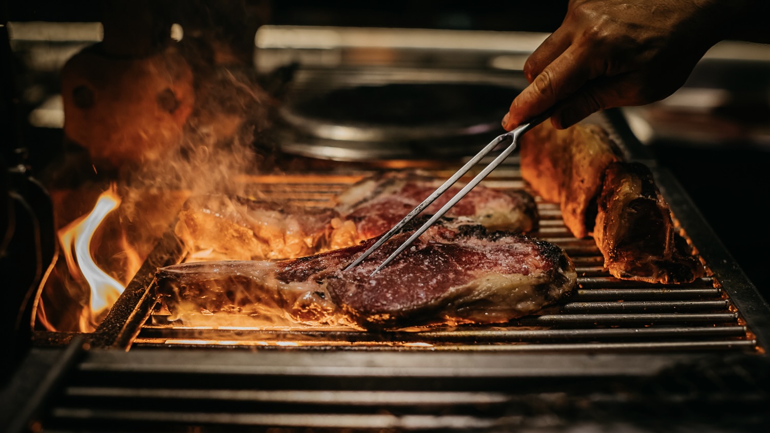 ”Wagyu steaks are already phenomenally expensive and really damn good – so why would you take it and then sit on it for over 200 days?” Photo: Courtesy of Firedoor / Nikki To